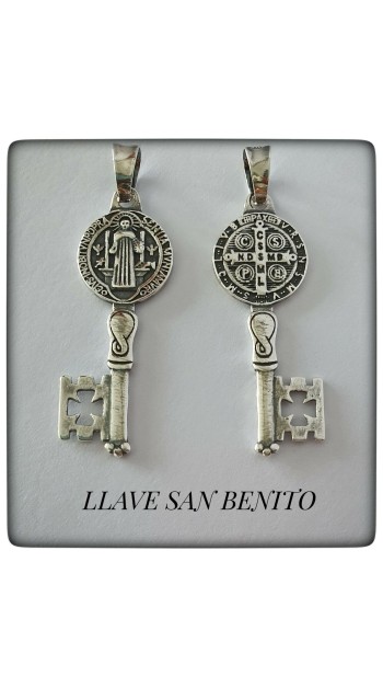 Llave san Benito proteccion amuleto exorcismo mal de ojo San benedicti