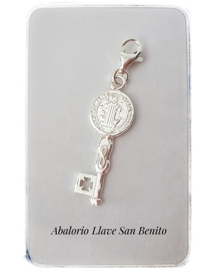 abalorio para pulsera san benito plata de ley llave san benito